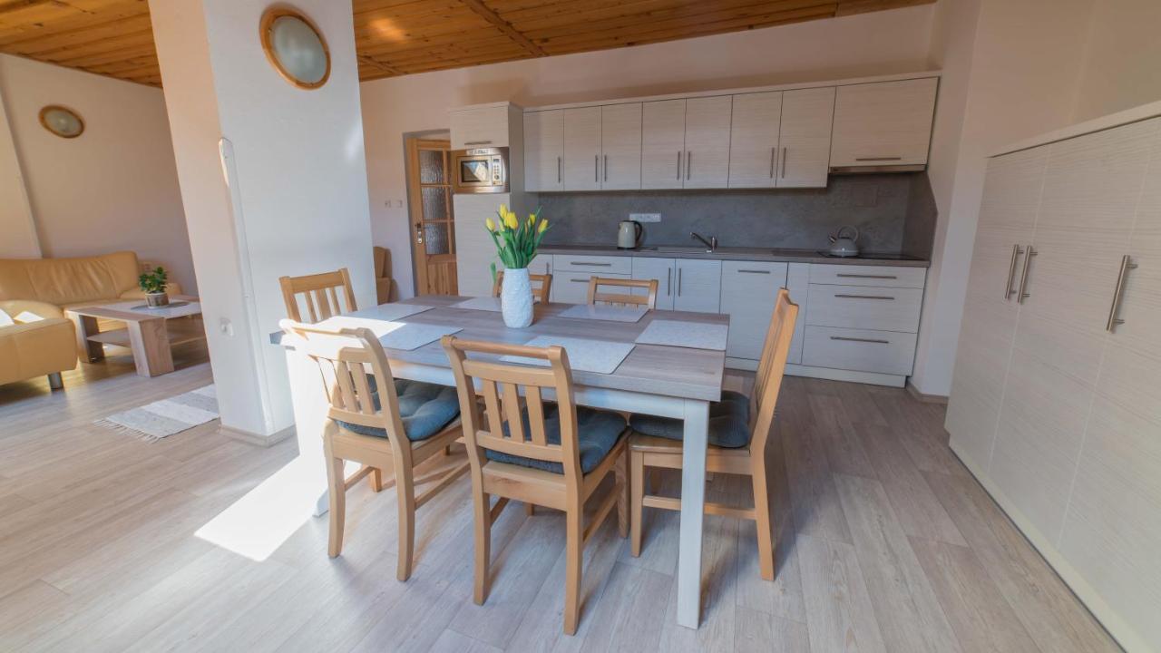 Apartmány U Sjezdovky Kvilda Kültér fotó